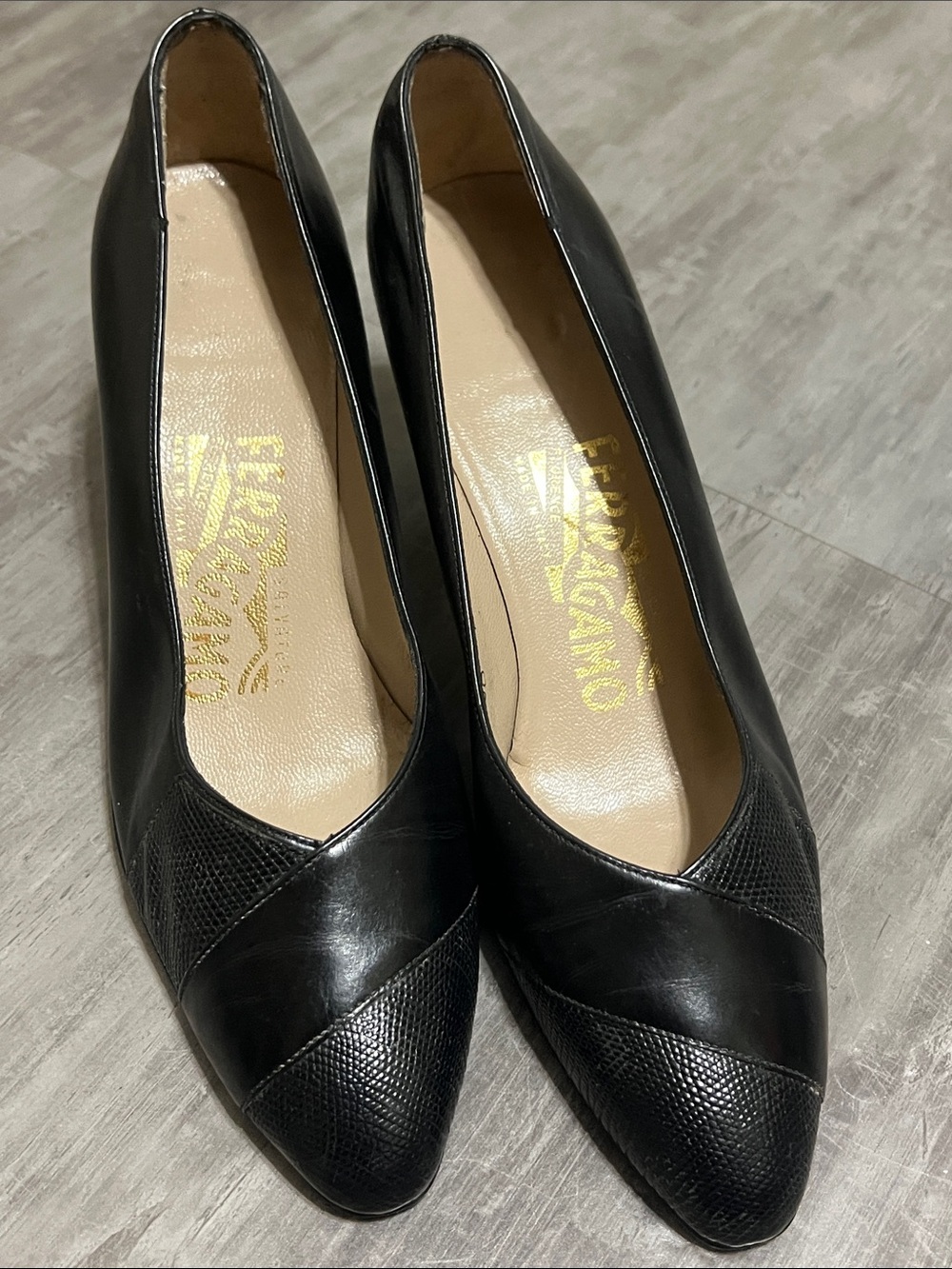 Salvatore Ferragamo Black Leather Pointed Toe Pumps with Exotic Leather Cap
